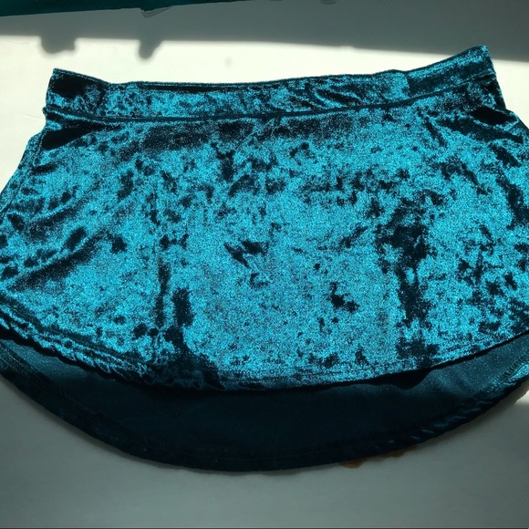 Yumiko Dresses & Skirts - VELVET pullover ballet skirt 🦋✨